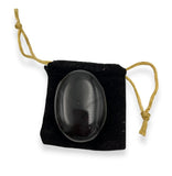 GEMSCITE piedra ágata negra palmar envuelta en terciopelo: presentada con funda protectora.