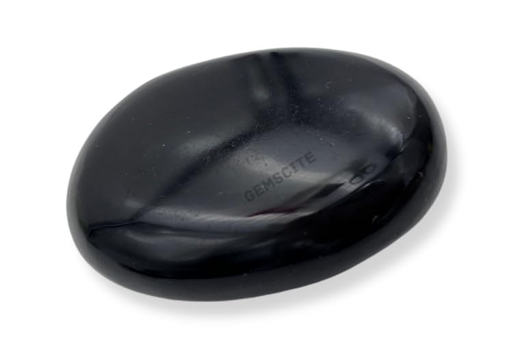 GEMSCITE piedra ágata negra palmar mano-sosteniendo: tamaño cómodo para meditar y llevar.