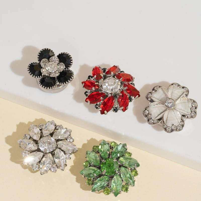 Cubiertas de botón Cristal Genérico para camisas femeninas y masculinas.