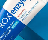Genérico Enzycal pasta dental, textura cremosa, cuidado sin irritación para dientes sensibles