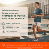 Mezcla de Genius Pre en un vaso de agua para entrenar