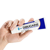 Aplicación diaria de Globe Dibucaina 1% con tacto suave.