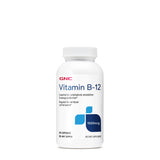 GNC B-12 1500mcg, botella con vertido; posible apoyo a la energía diaria.