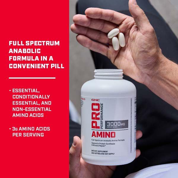 Detalle de cápsula de GNC Pro Performance Amino 3000, dosificación conveniente para entrenos