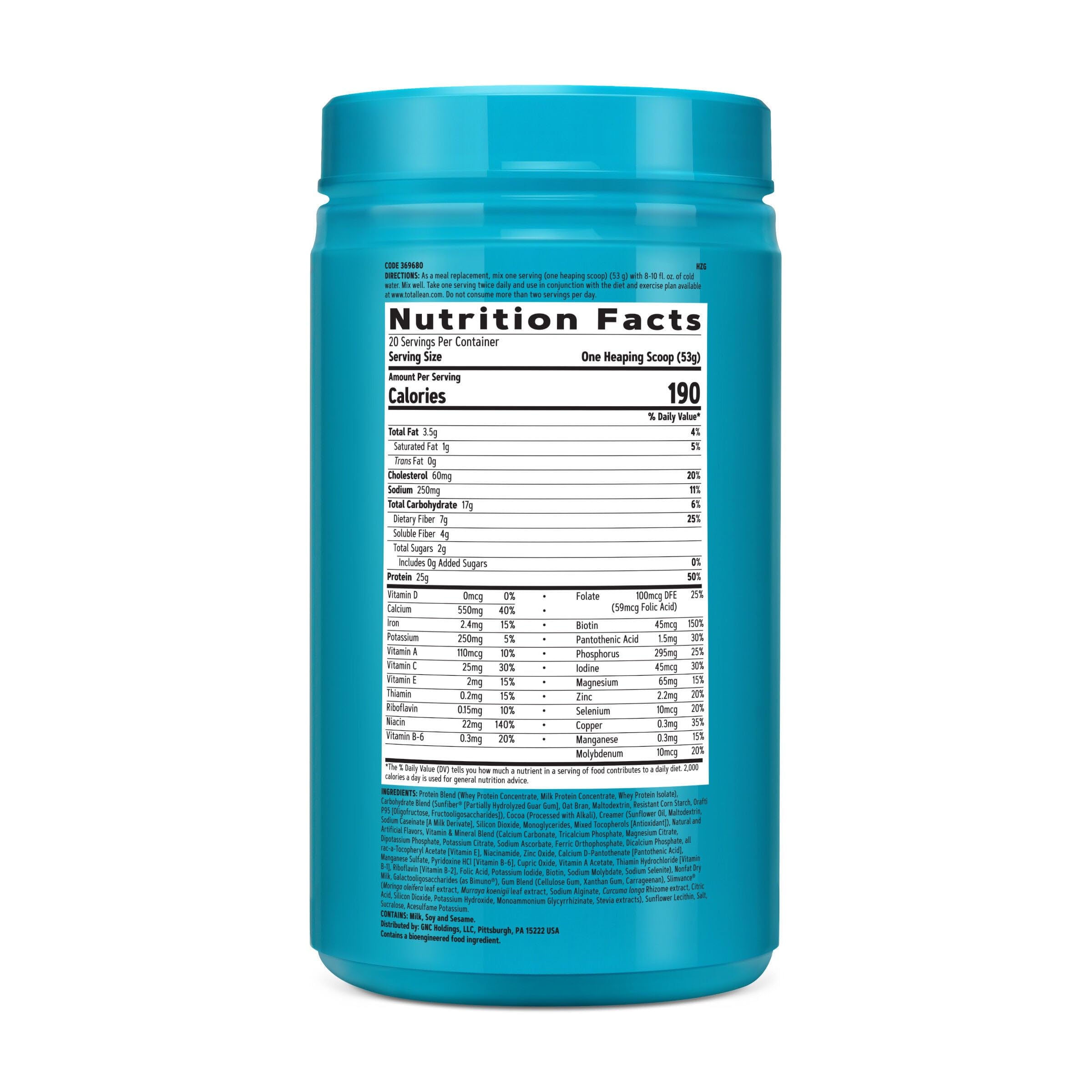 Preparación de batido GNC Total Lean en vaso para saciar entre comidas