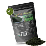 Go Nutra plato con batido verde y clorella para energía natural.