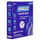 Pastilla Halls mentho-eucalipto, textura suave al disolverse.