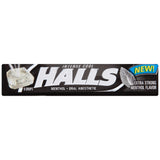 HALLS Relief Max mentol pastillas, paquete visible para alivio rápido de garganta.