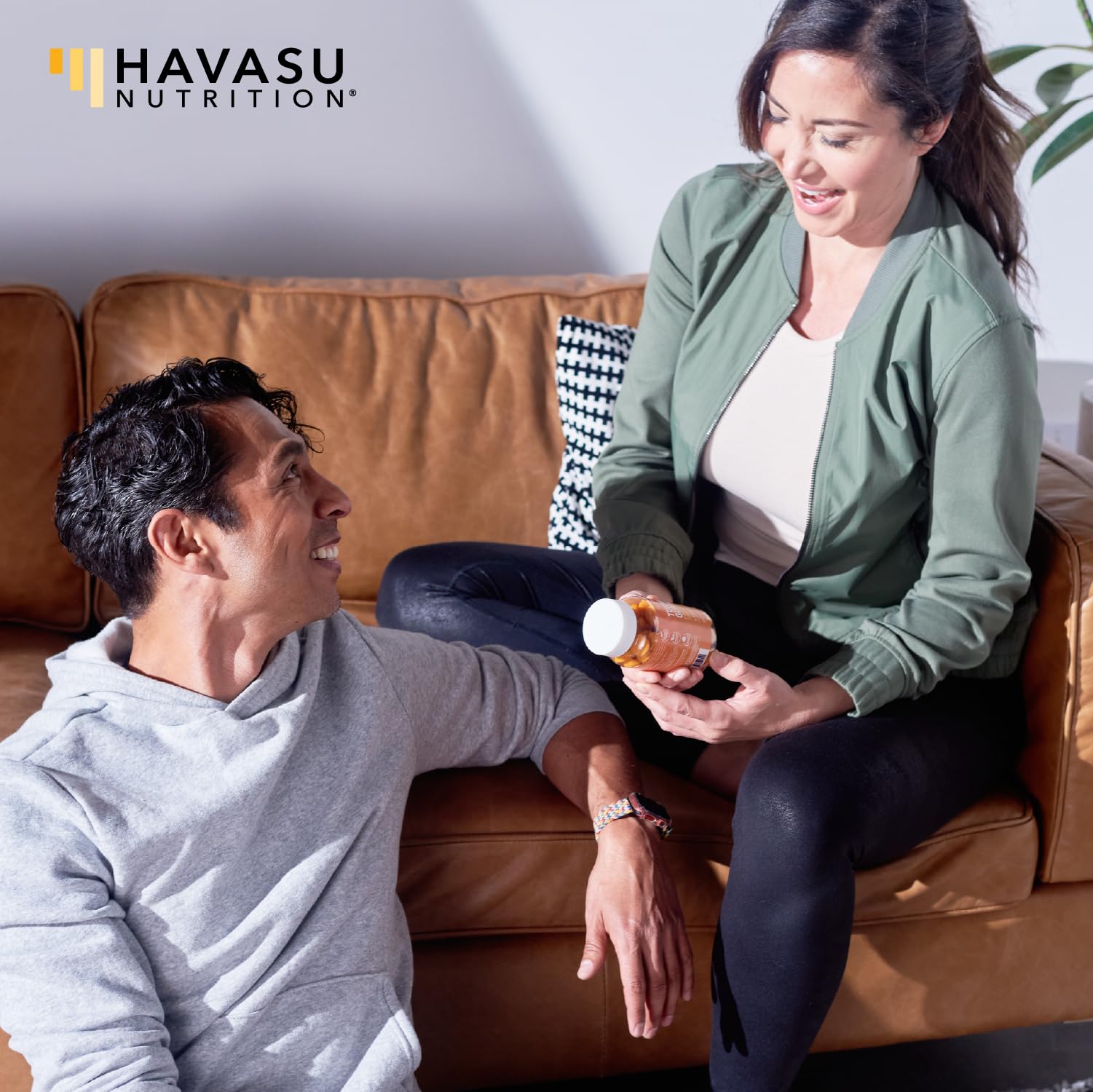 Snack saludable HAVASU NUTRITION gomitas curcuma-jengibre para energía suave.