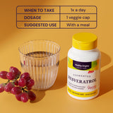 Healthy Origins Resveratrol Fermentado, caja elegante para almacenamiento seguro y conveniente.