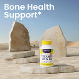 Healthy Origins Vitamina D3 K2 softgel, porciones en frasco para uso diario.