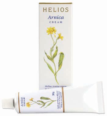 Helios Arnica Crema en tubo de 30 g, alivio suave para golpes.
