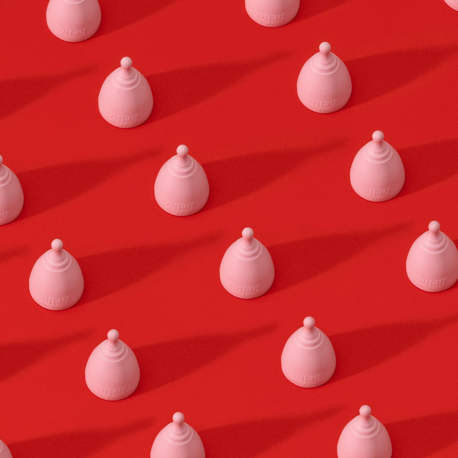 Hello Period copa menstrual longitud 64 mm para inserción suave.