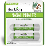 Herbion Naturals inhalador nasal en envase portátil para alivio rápido