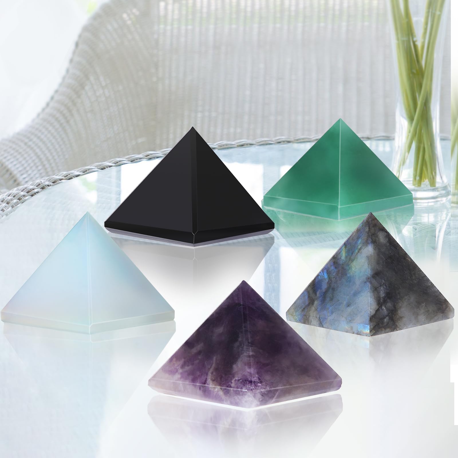 Hguxmcu obsidiana pirámide, diseño Feng Shui para armonizar espacios.