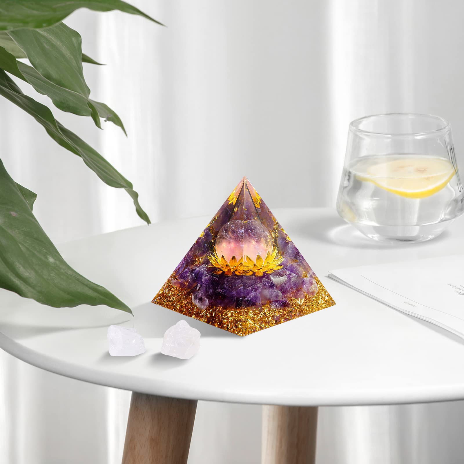Hopeseed Regalo perfecto con pirámide orgónita para amantes de la decoración.