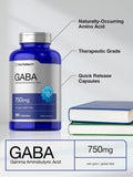 Cápsulas de Horbaach GABA 750 mg en la mano, tamaño práctico