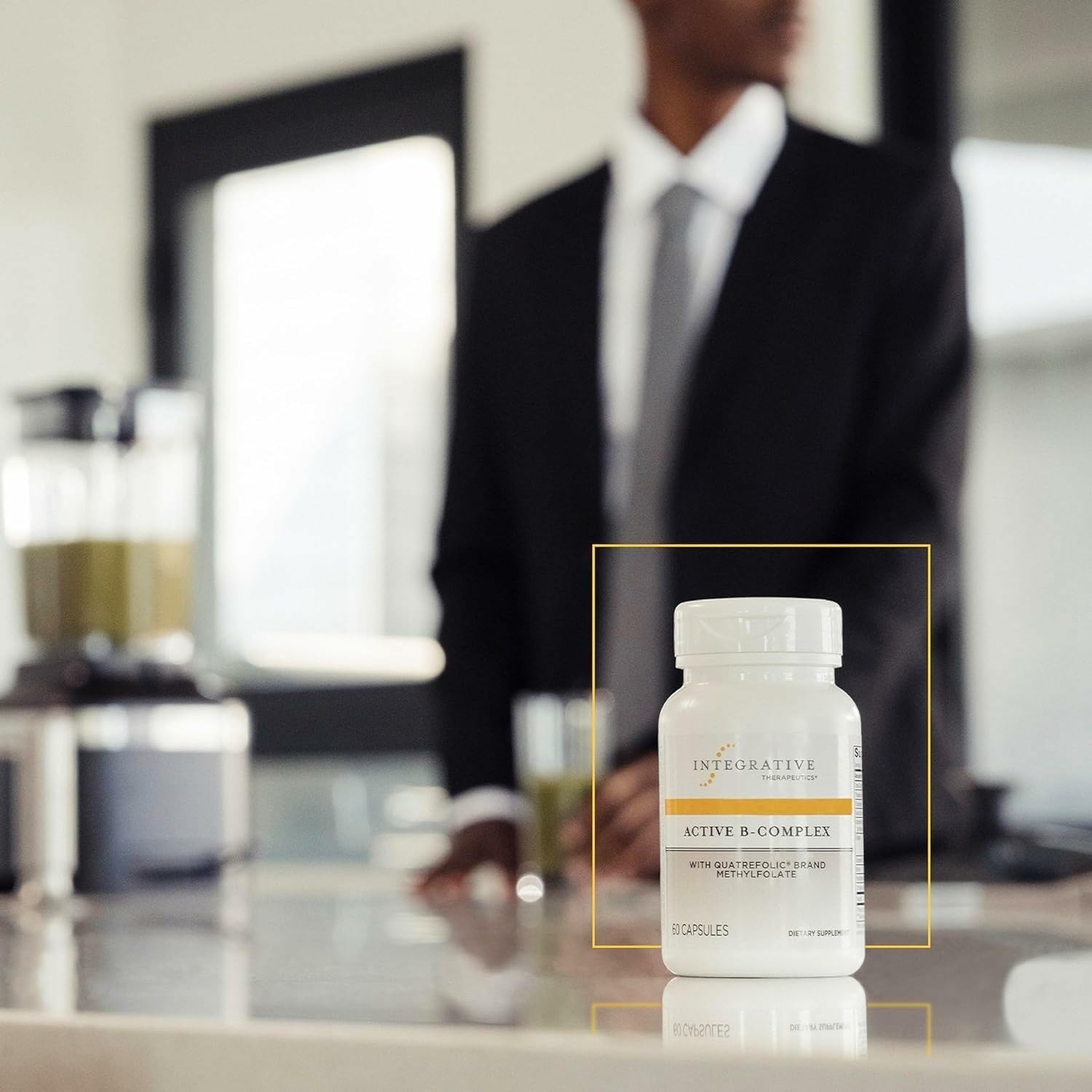 Activo B-Complex de Integrative Therapeutics, bote sin gluten para dietas