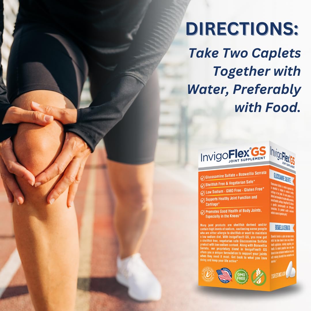 InvigoFlex GS persona tomando cápsula con agua para uso diario.