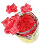 IvyBears Premium Protein Boost gomitas en manos, snack práctico para post-entrenamiento