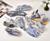 JIC Gem cianita azul cruda, cristal natural con vibraciones para enfoques espirituales.