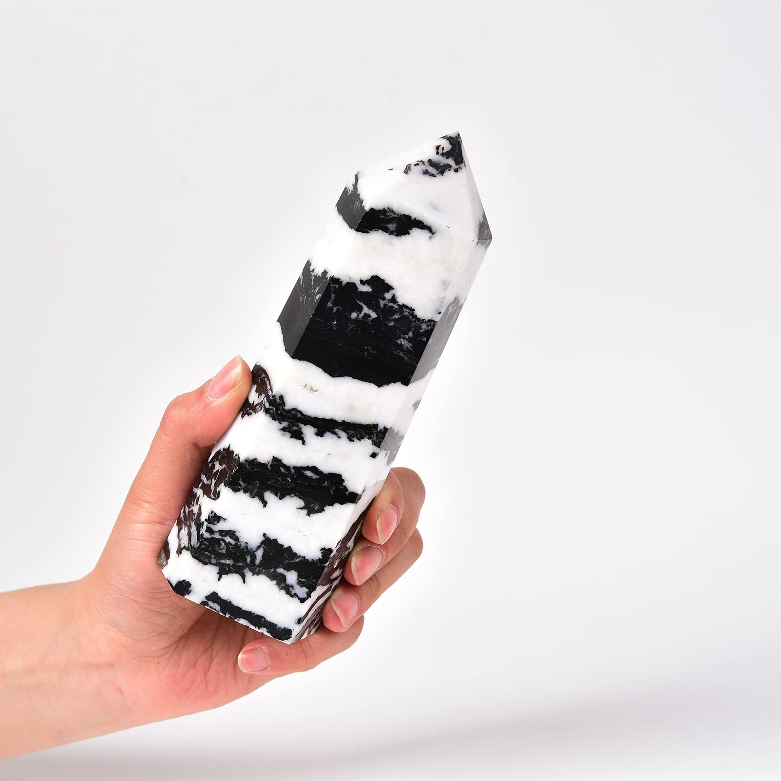 Obelisco de cristal Zebra de JIC Gem para reiki y enfoque energético.