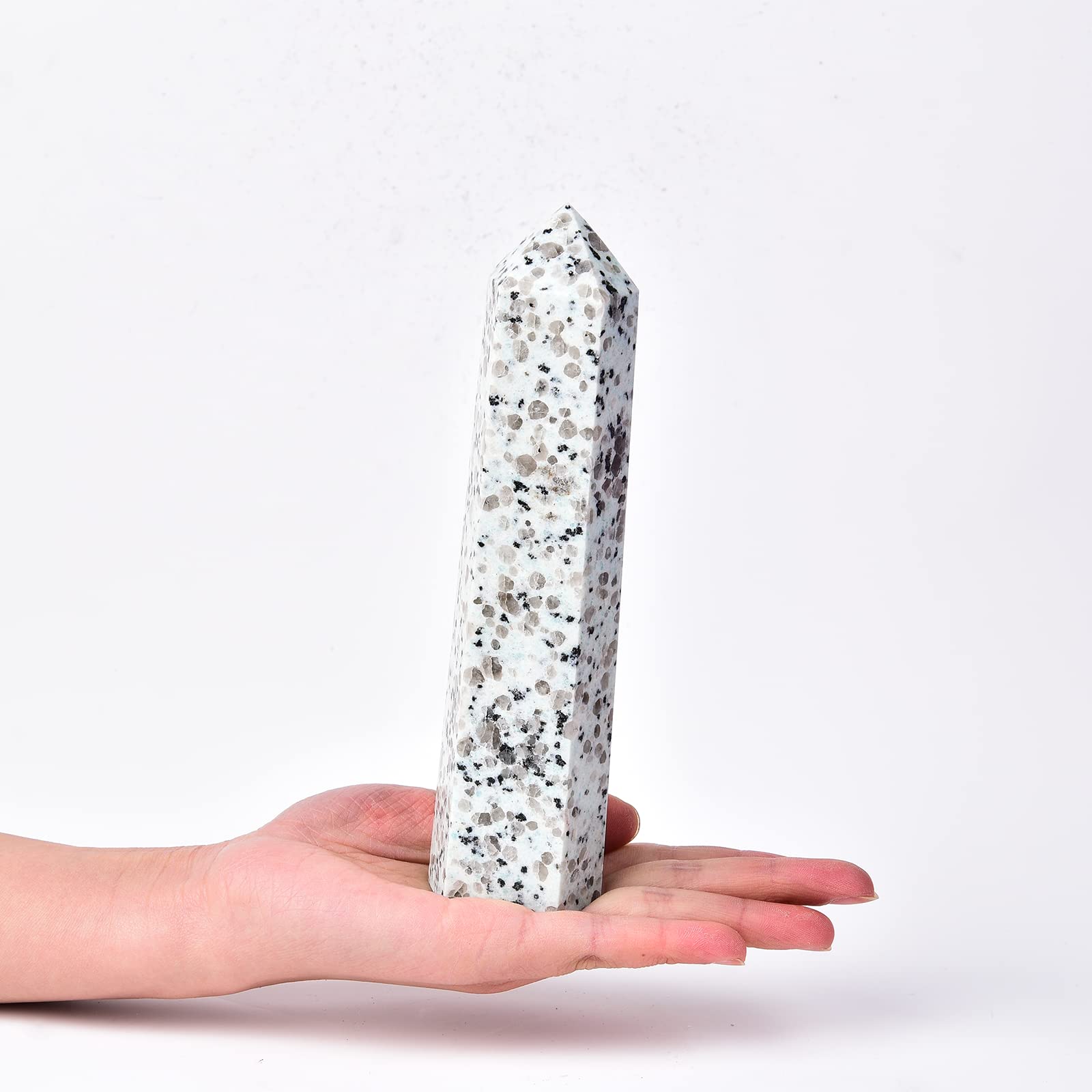 JIC Gem obelisco de cuarzo balmatín para equilibrio mental y energía positiva.