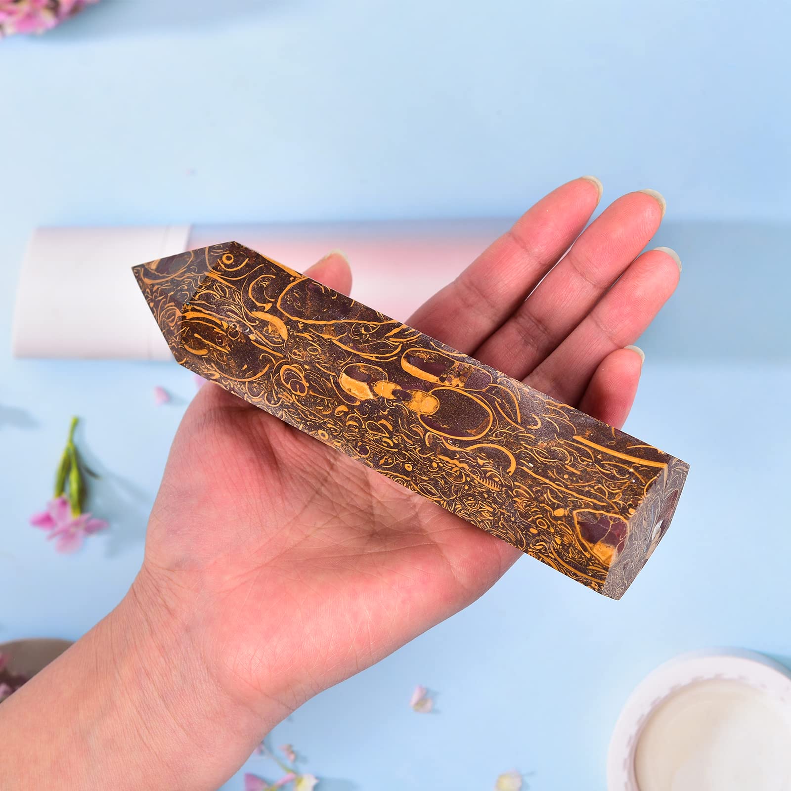 JIC Gem punta cristal dorado, enfoque energetico para meditacion y equilibrio.
