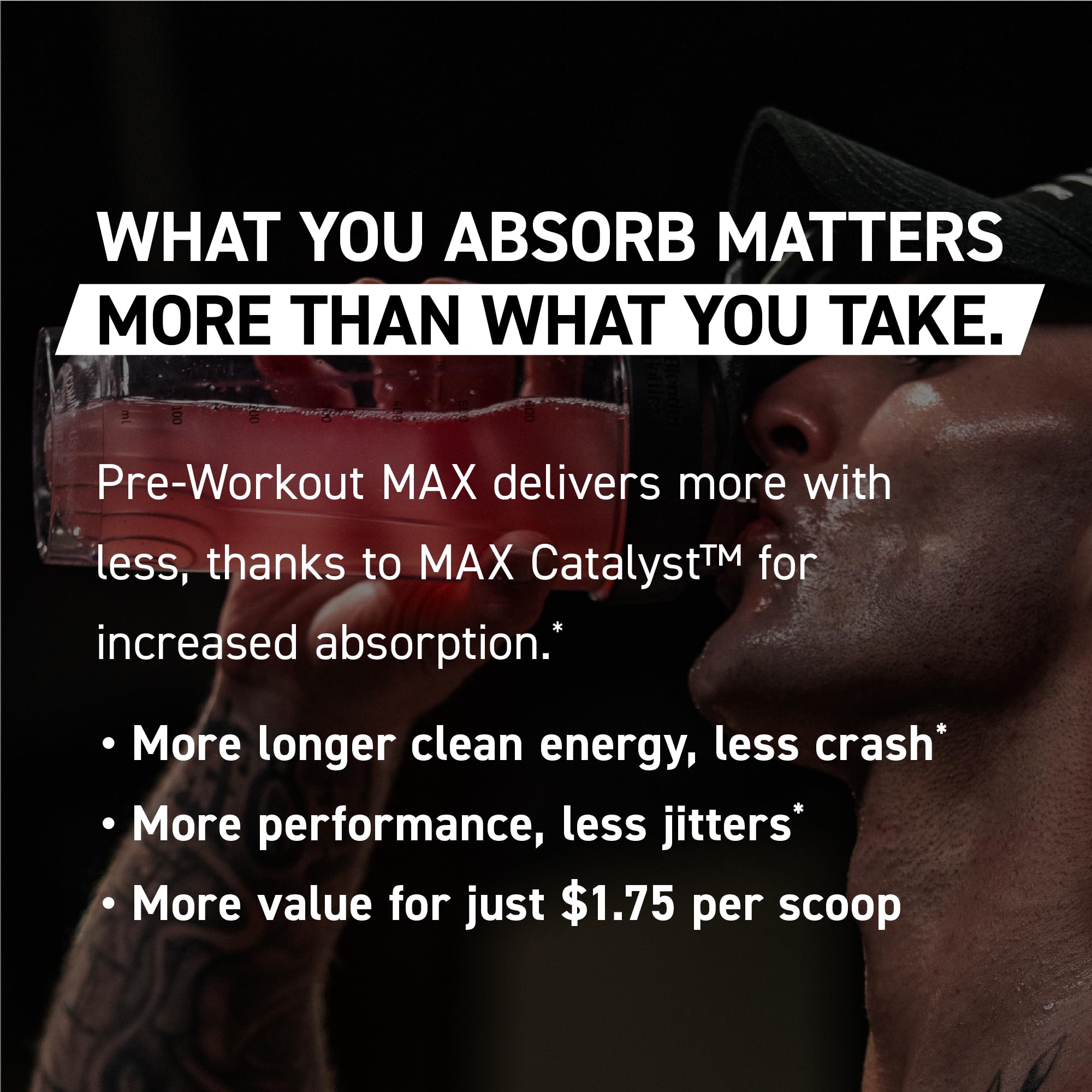 Uso en gimnasio con Kaged Pre Workout MAX para entrenamiento intenso.