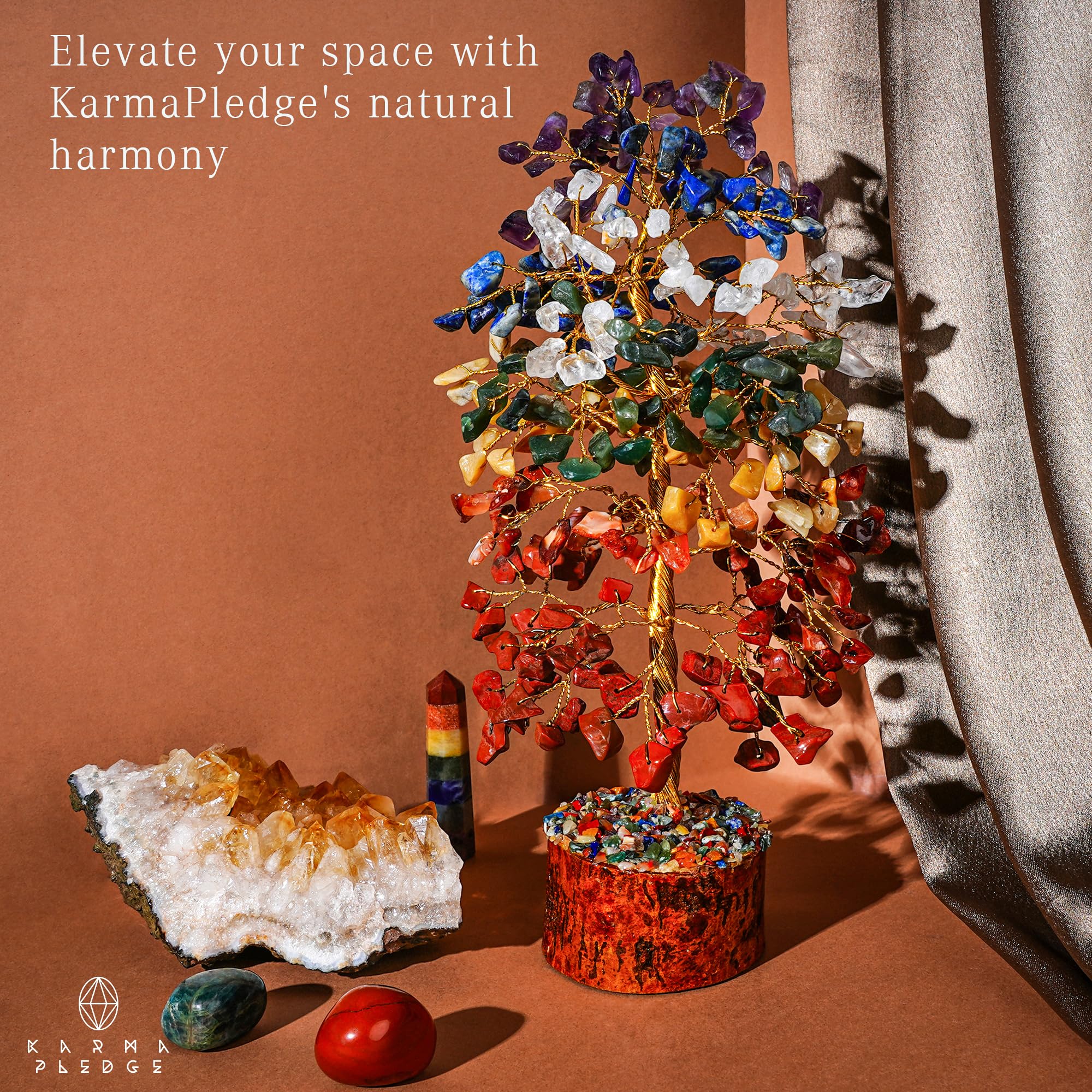 KARMAPLEDGE arbol-cristales-hilos-cobre: estructura artesanal que inspira calma y energiza espacios.