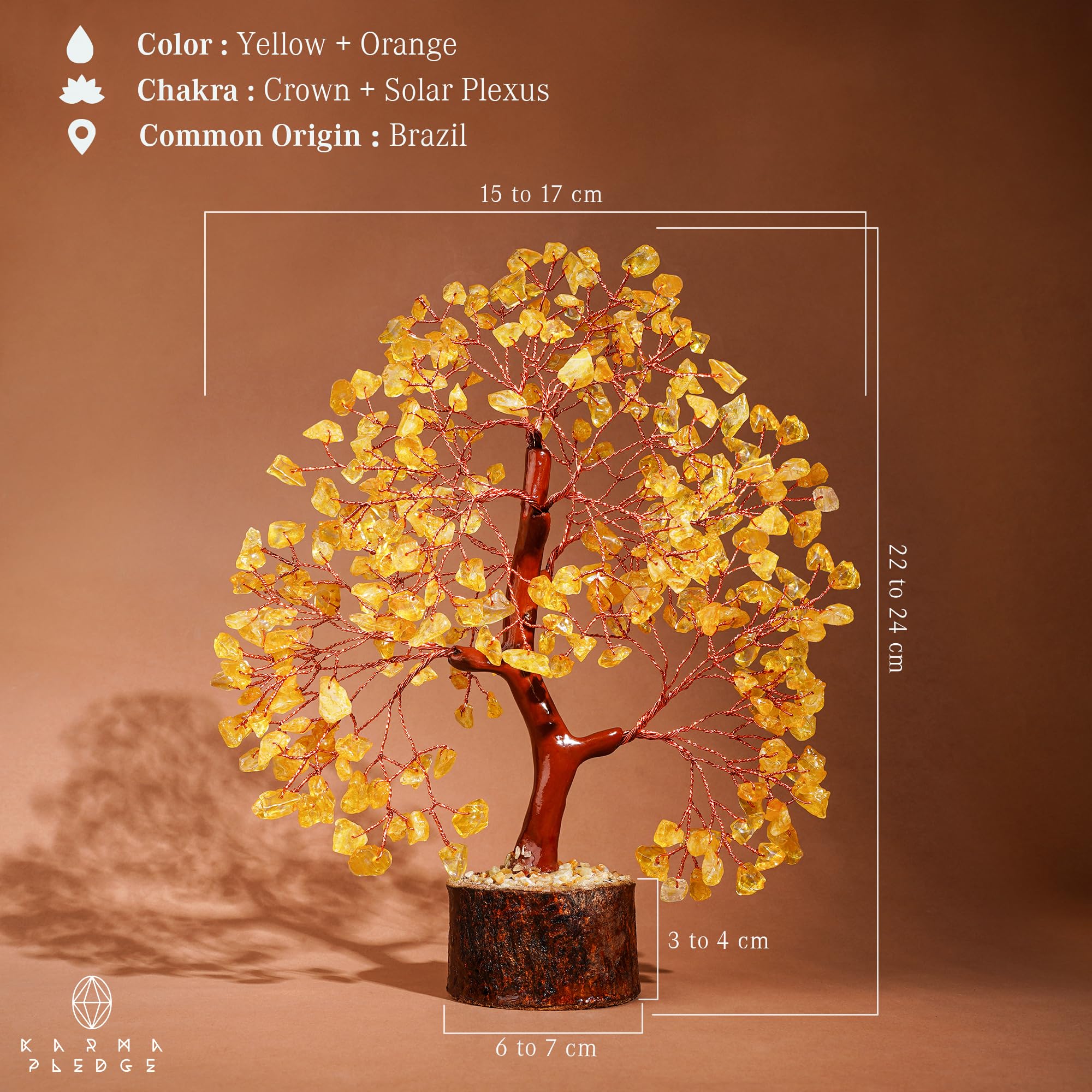 KARMAPLEDGE Árbol de Cristal Citrino en oficina, invita concentración y optimismo diario.