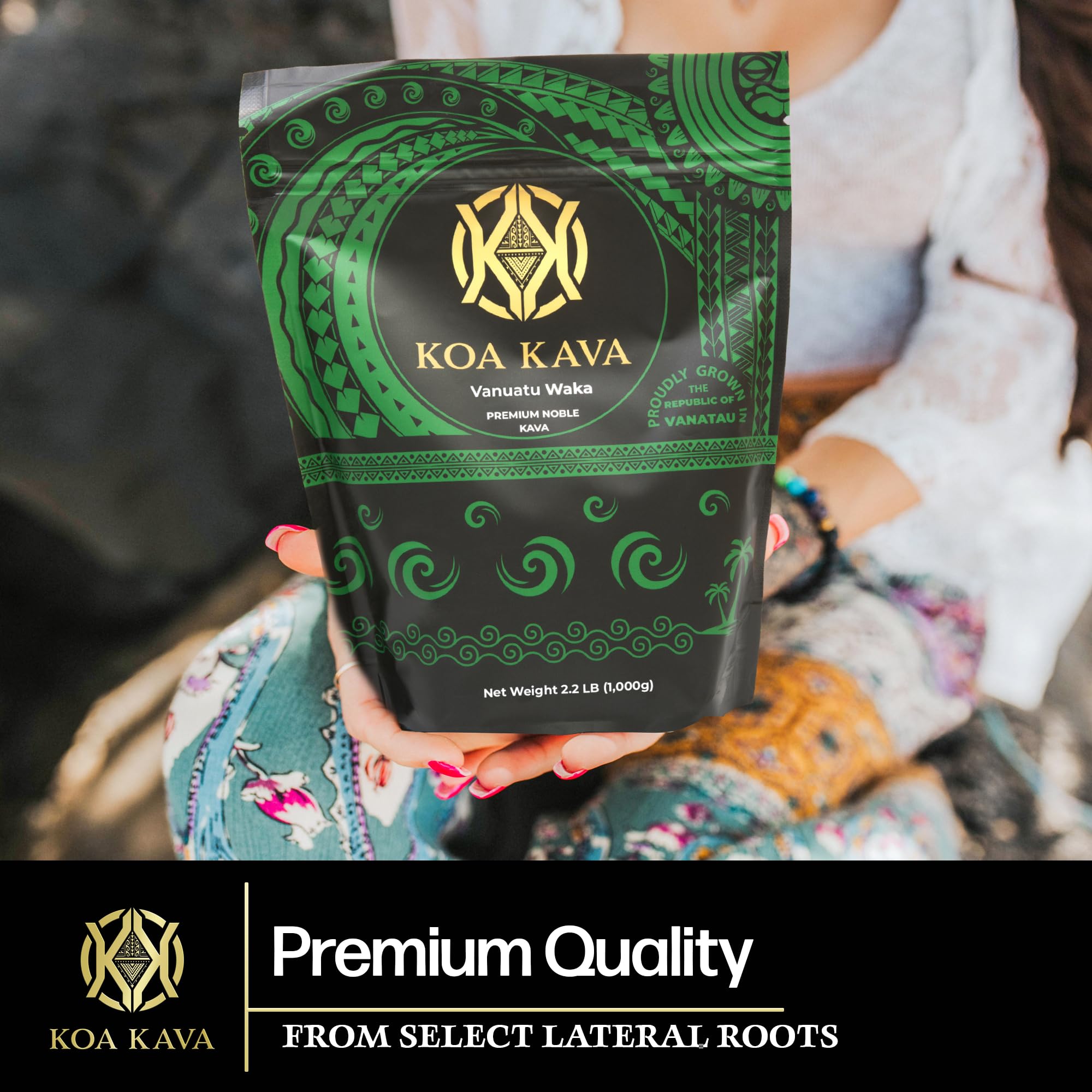 Koa Kava con raíces laterales seleccionadas para experiencia auténtica.