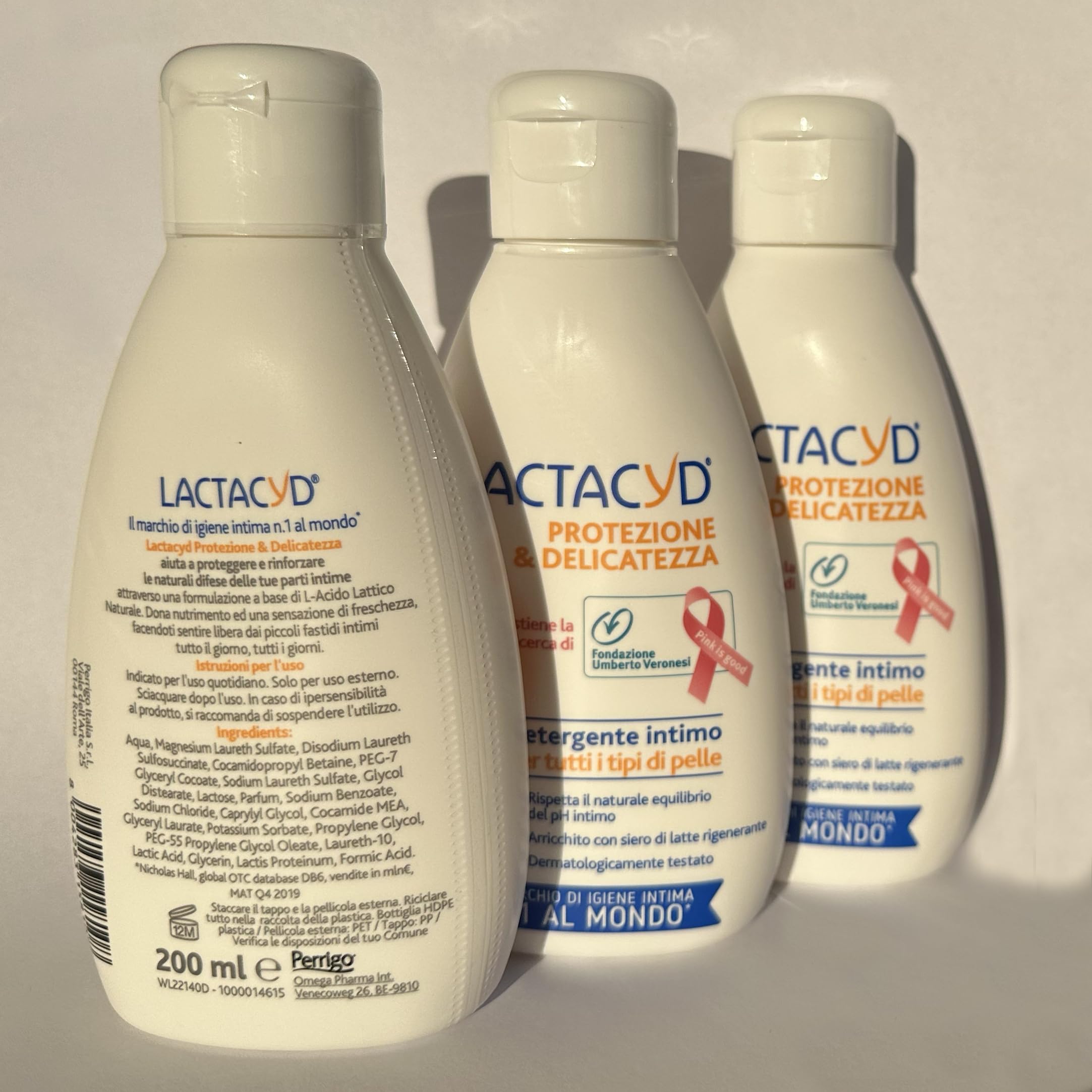 Lactacyd Femina Espuma suave con textura cremosa para uso diario.