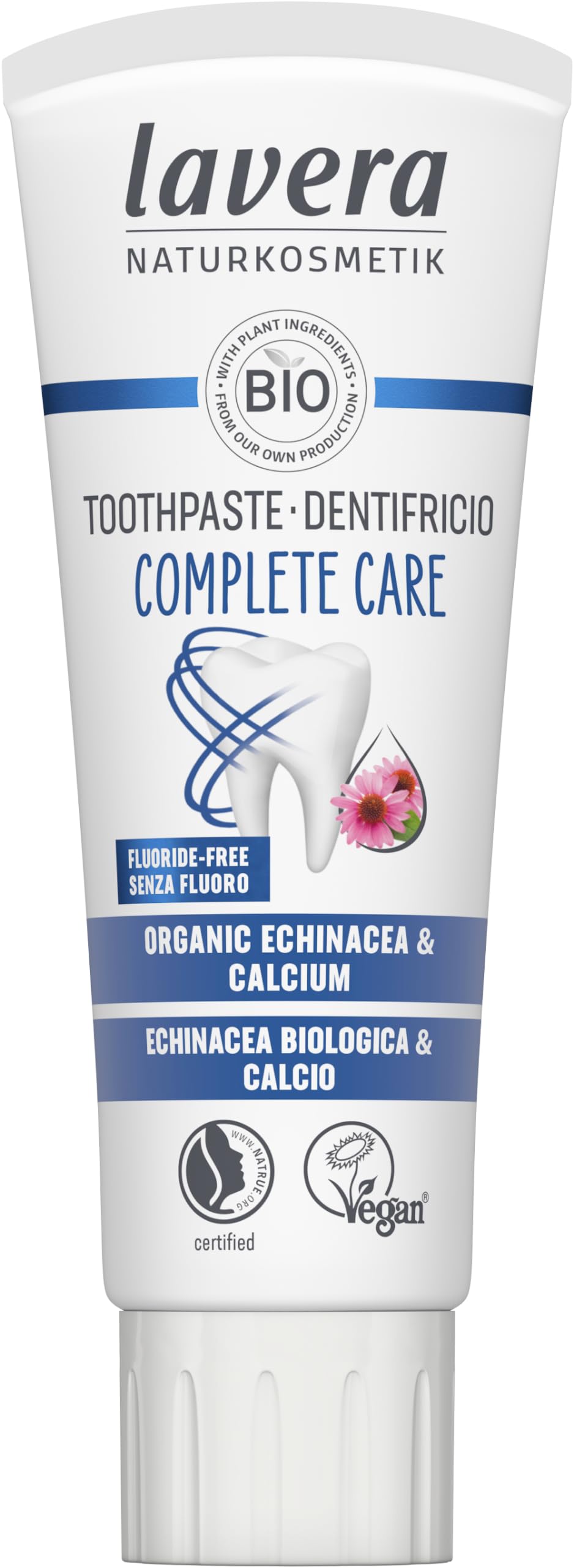 Pasta dental Lavera Cuidado Completo en tubo con sabor a menta para frescura diaria.