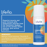 Life-FLO Arnica con magnesio Roll-On aplicado en hombro para relajación muscular
