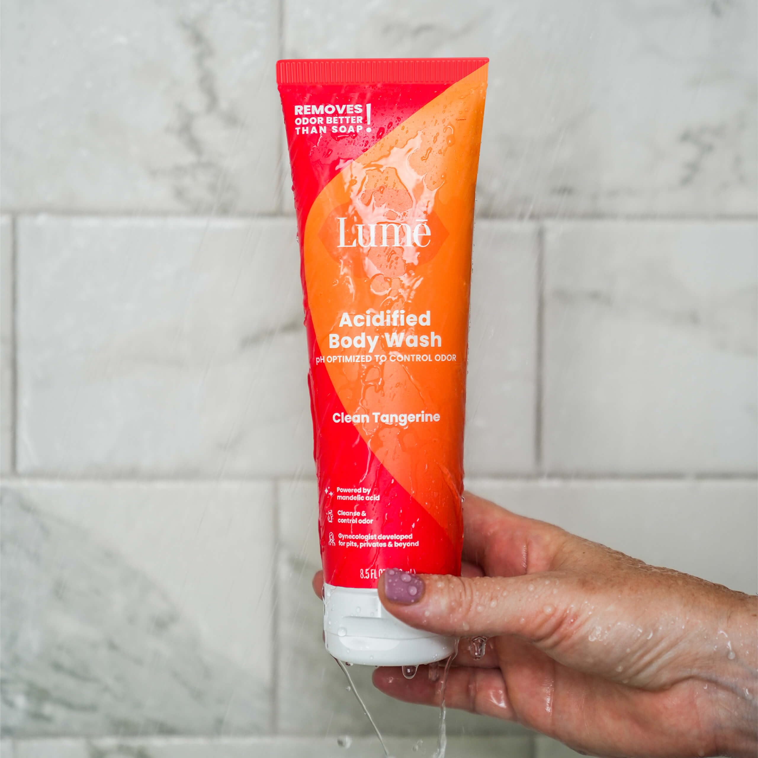 Lume jabón ácido corporal, aroma cítrico brillante para levantarte con energía.