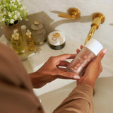 Lumity etiqueta nutricional frontal que resalta vitaminas y omega-3.