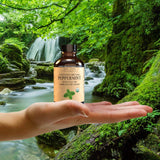 Uso del aceite con difusor para aroma vigorizante.