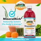 Maximum Living MineralRich vaso con líquido, listo para beber durante el día
