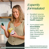 MegaFood gomitas mujer close-up sabor fresa; textura suave y agradable.