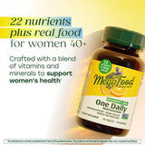 MegaFood Multivitamin para mujeres 40+, frasco y tabletas listas para uso diario.