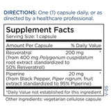 Metabolic Maintenance Resveratrol: cápsulas en primer plano para soporte cardiovascular.