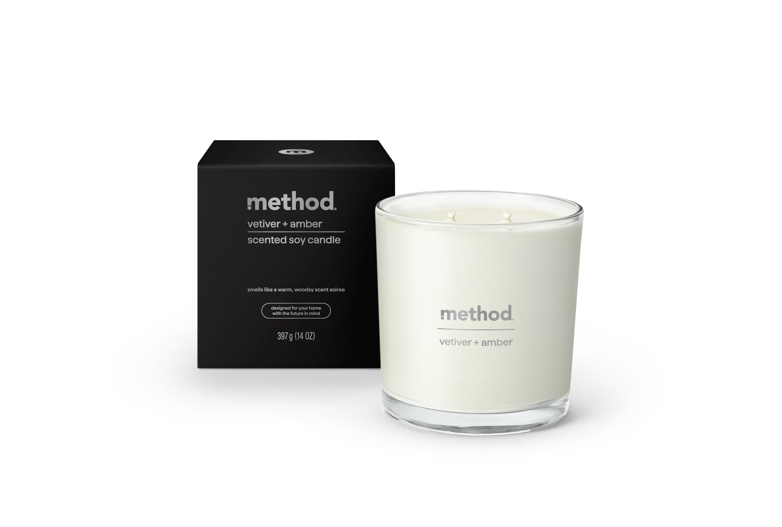 Vela Method Premium soy Vetiver Amber en frasco reciclable para un ambiente sereno.