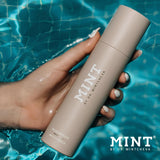 MINT BY DR. MINTCHEVA: desarrollado por la Dra. Mintcheva, experiencia en estética dental.