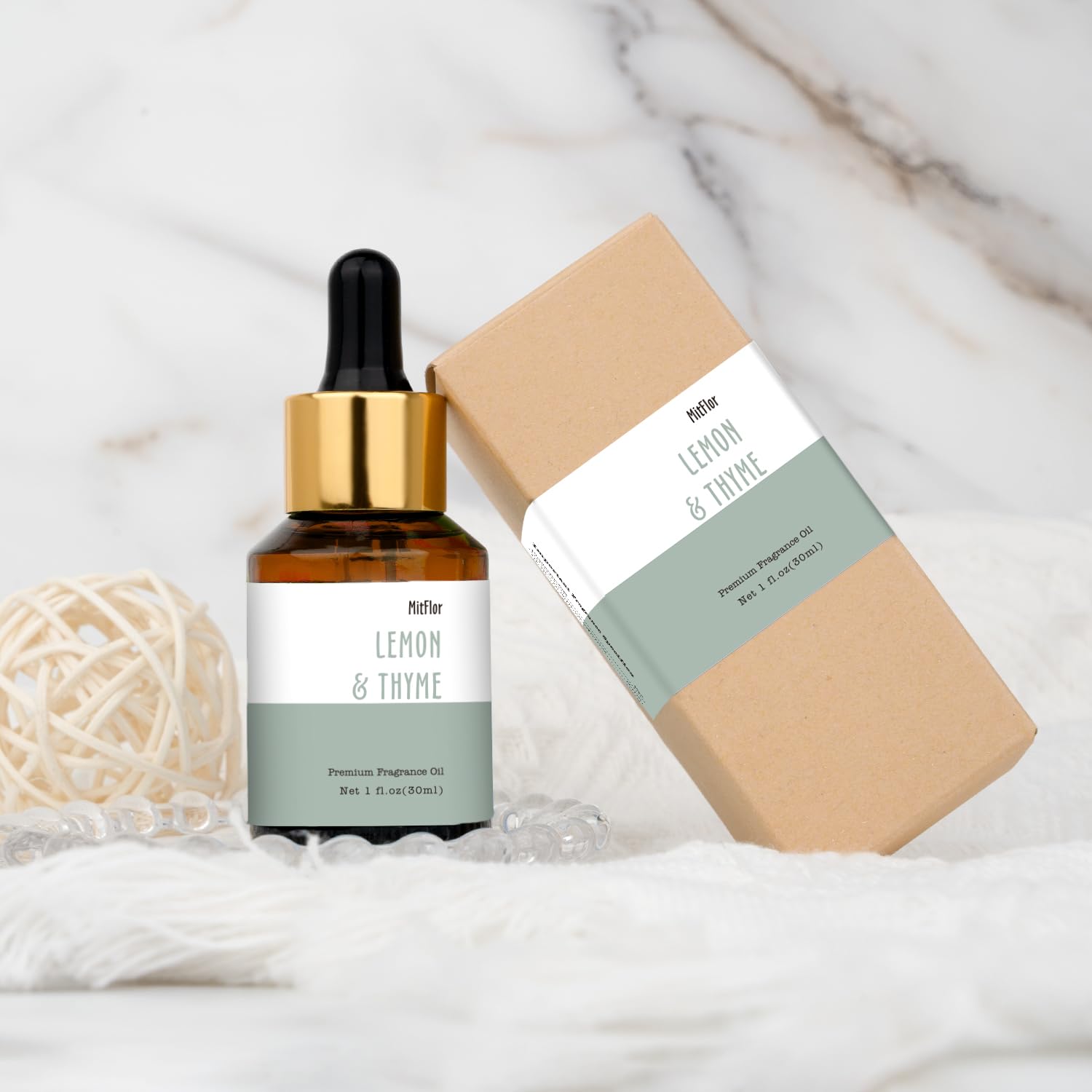 MitFlor fragancia limón-tomillo en frasco de vidrio: conserva aroma y protege de la luz.