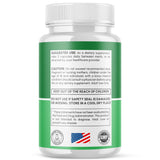 Hombre en gimnasio con LipoLess para rutina de ejercicio.