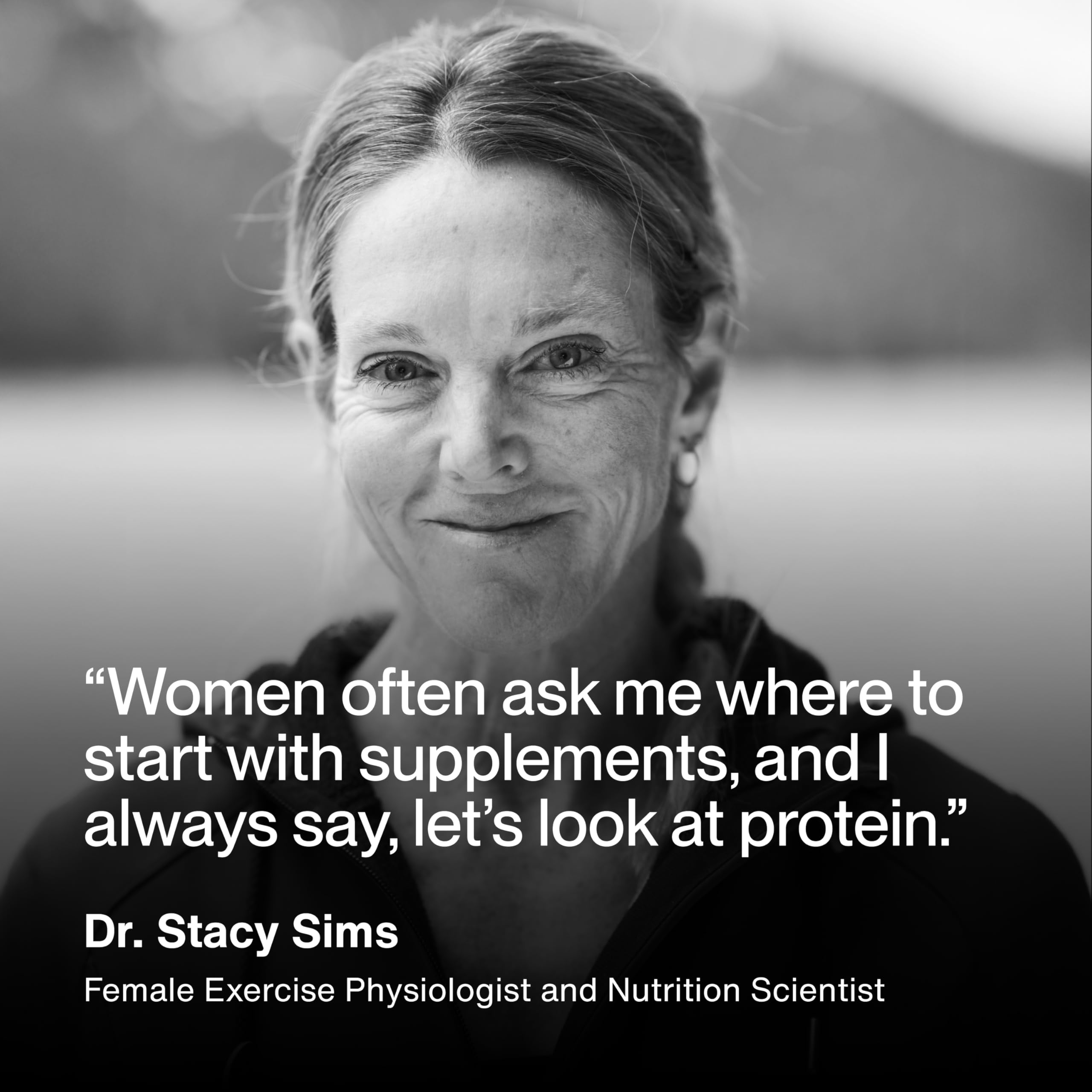 Vaso con batido Momentous listo para empezar el día.