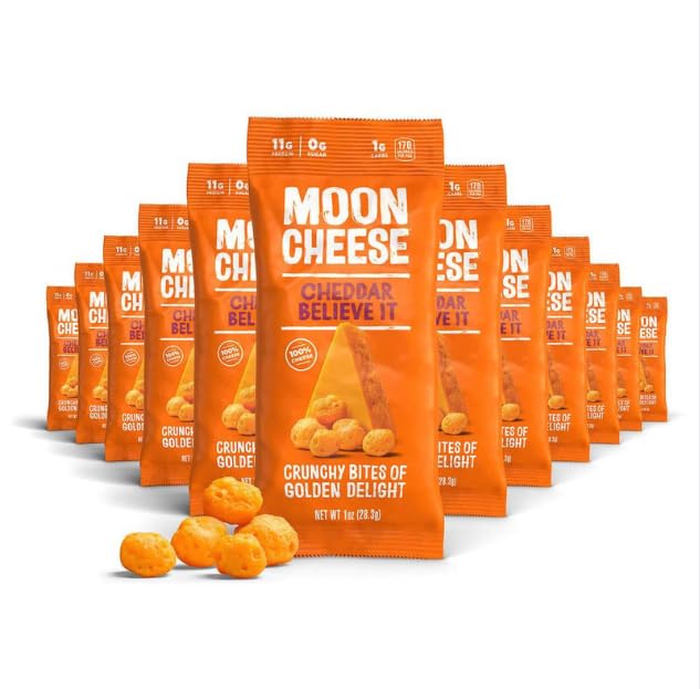Moon Cheese Cheddar Believe It empaque frontal, snack proteico práctico para la oficina.
