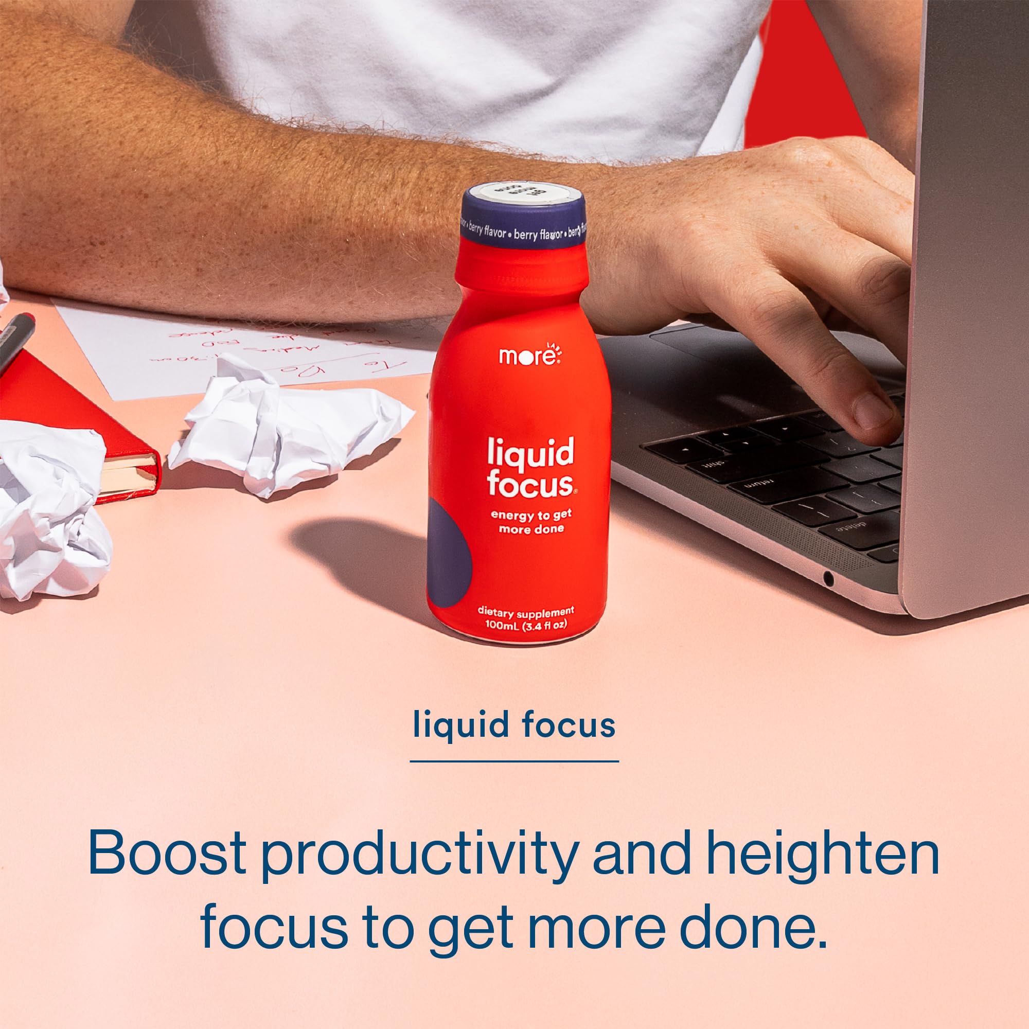 Detalle de la etiqueta de More Labs Liquid Focus con ingredientes clave.