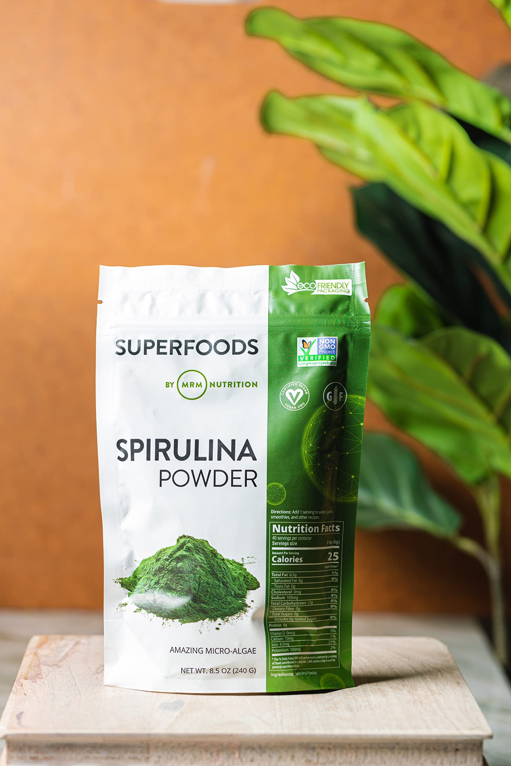 MRM Spirulina para smoothie verde con color vibrante y nutrientes.